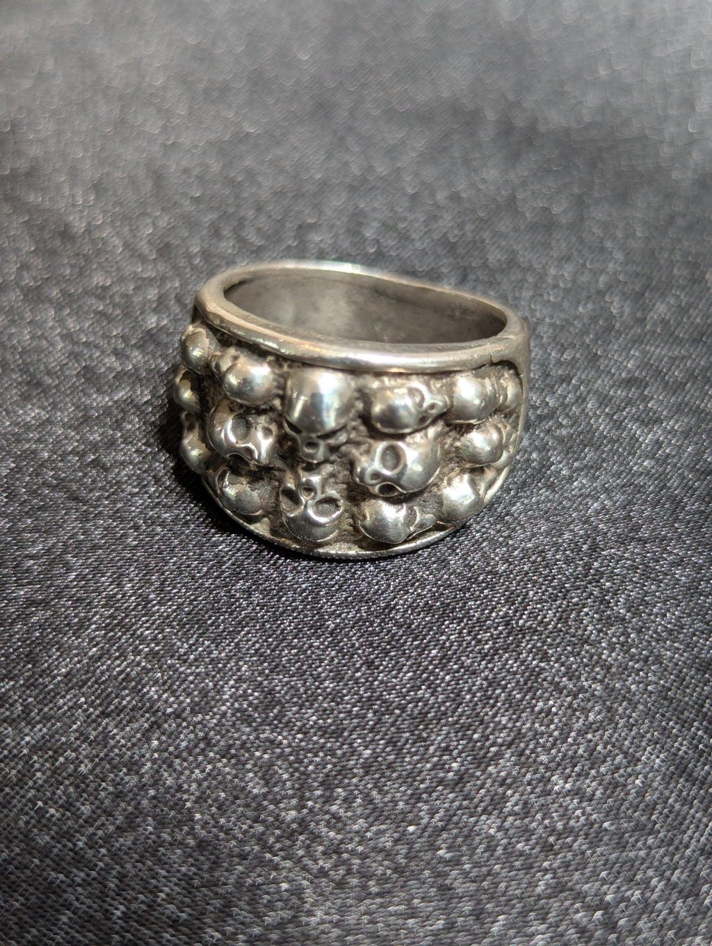 Multi-Skull Ring