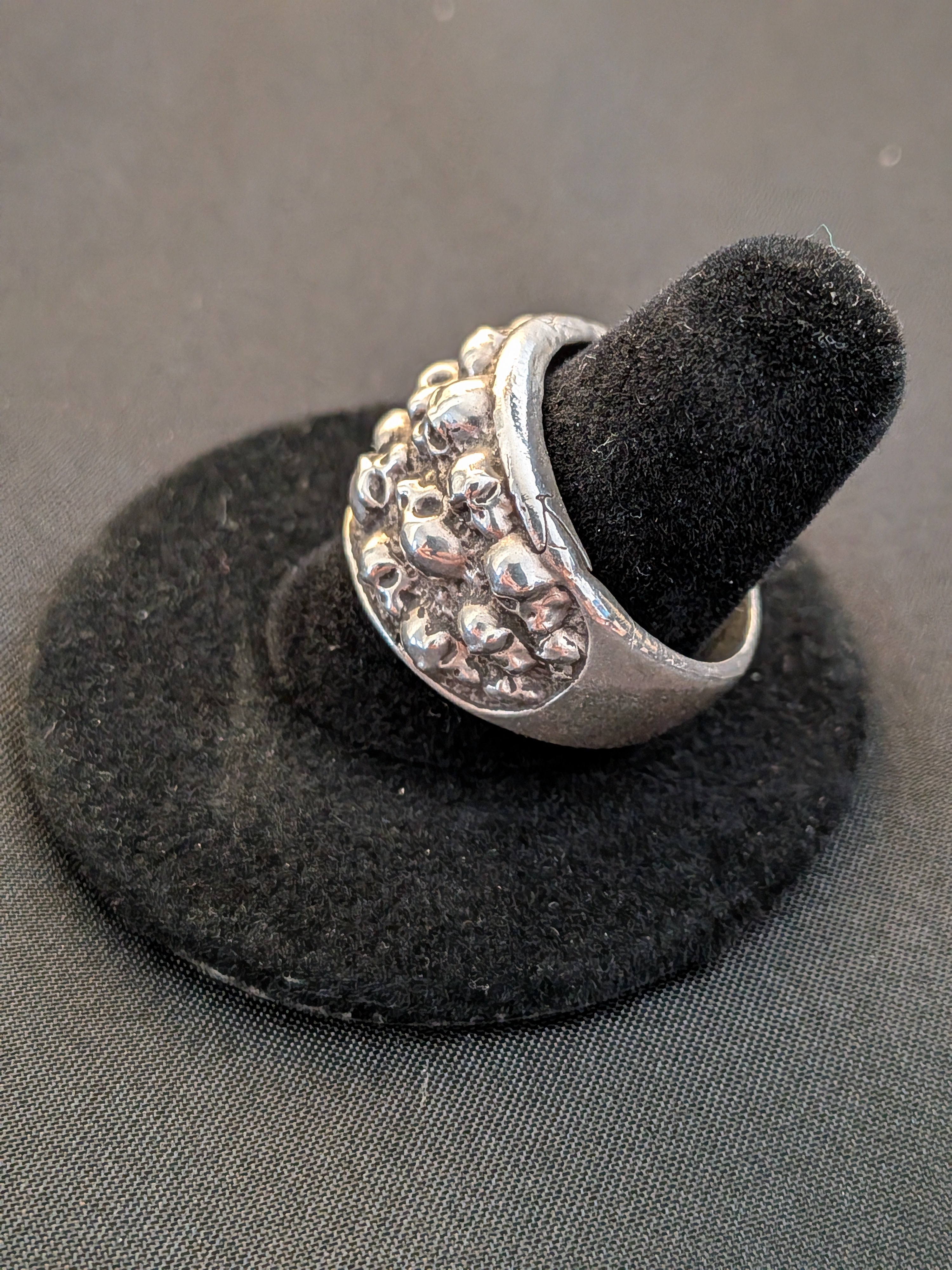 Multi-Skull Ring